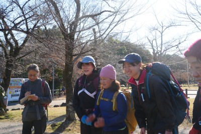 ���A�g�����O�Ŏ��ȏЉ