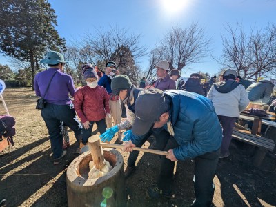 ���݂�T�d�ɂ����o��Q�����o�[��